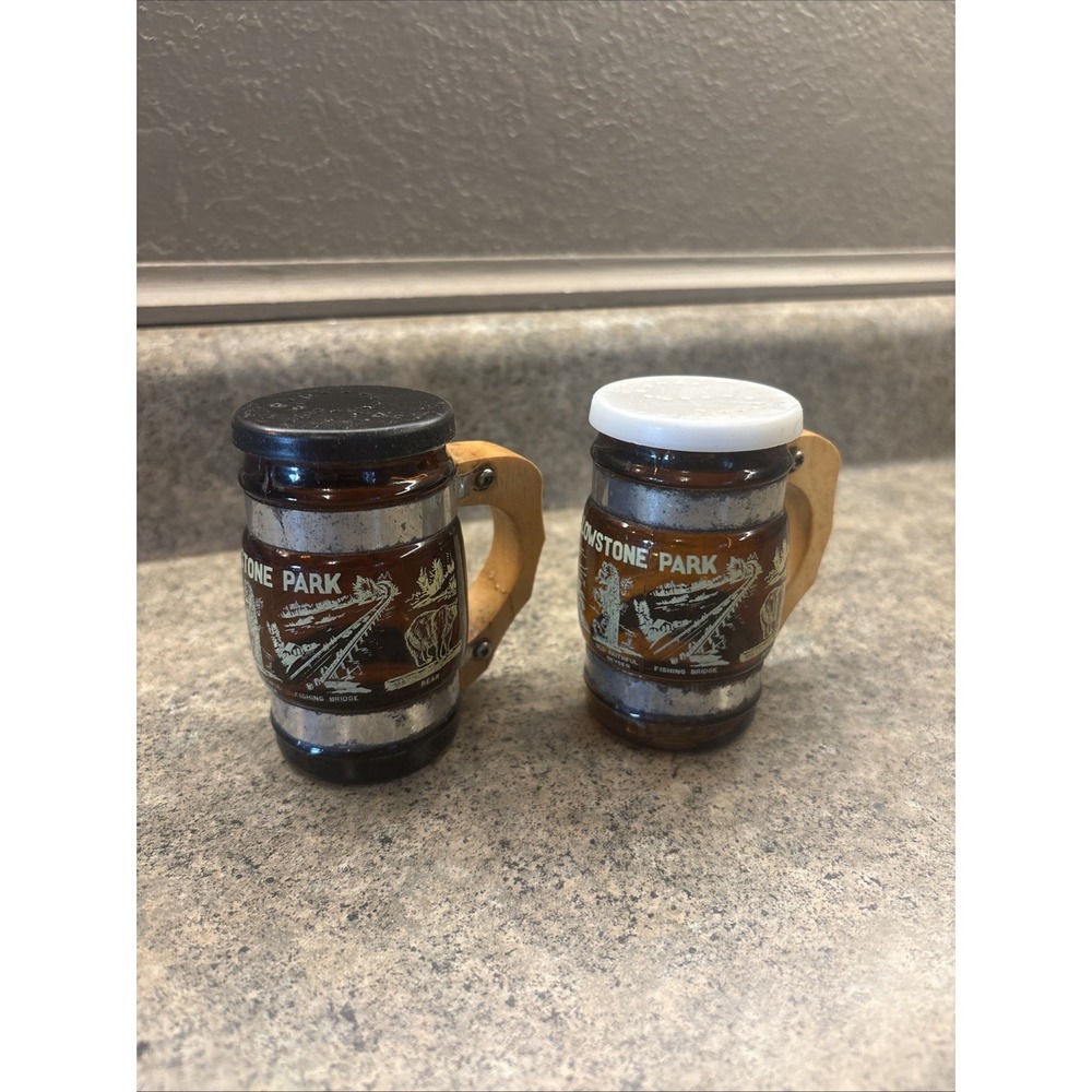 Vintage Beer Mug Yellowstone National Park Salt And Pepper Shaker Set